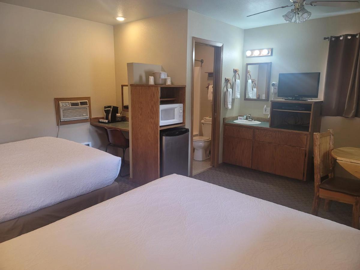 Motel Riverfront & 3*